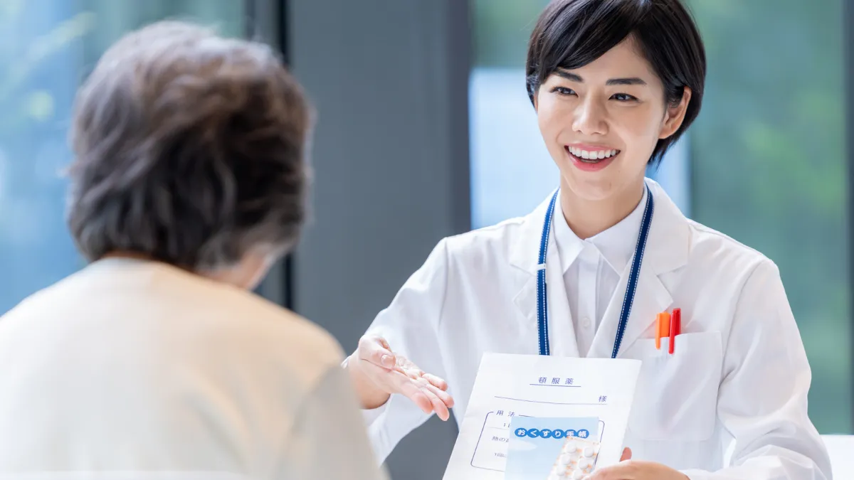 薬剤師 女性 薬 紹介 高齢患者